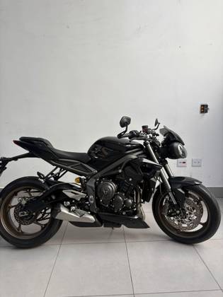 TRIUMPH STREET TRIPLE 765 RS TRIUMPH STREET TRIPLE 765 RS